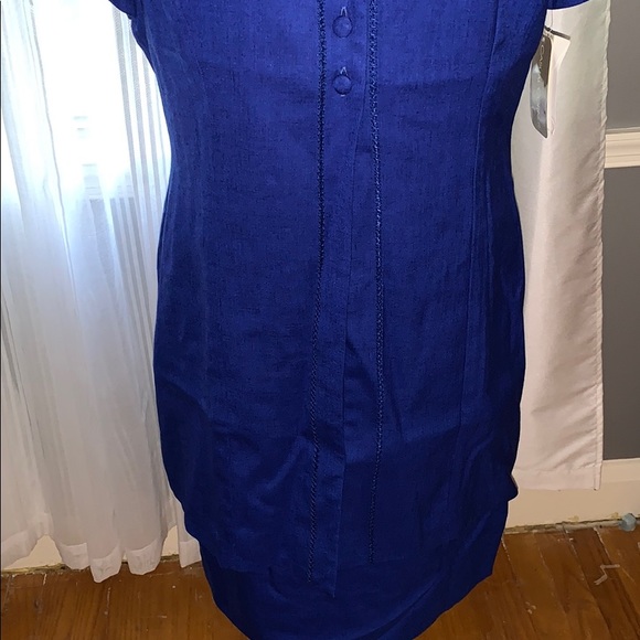 A classic dress treasure from Casual Corner! - Picture 2 of 6